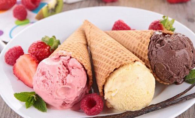 �����