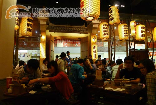 店内客源如流