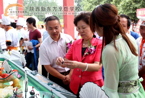 评委对陕西新东方展台作品称赞有加