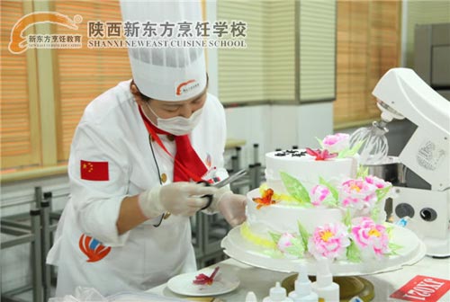 一双巧手倾洒美味