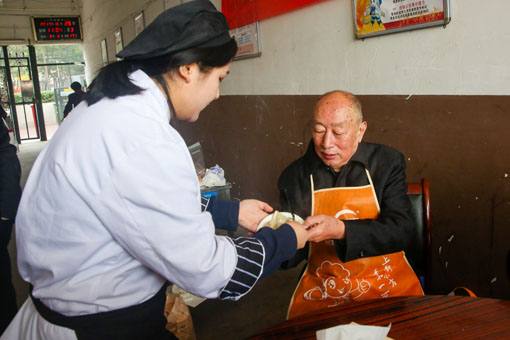 �����¶������ѧУ���вͣ�������