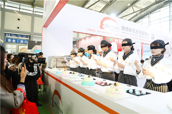 陕西新东方烹饪学校引领西点新食尚,献技西安曲江烘焙展!