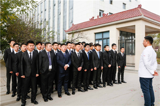 热烈庆祝陕西新东方烹饪学校又一波学子赴企业满意就业!