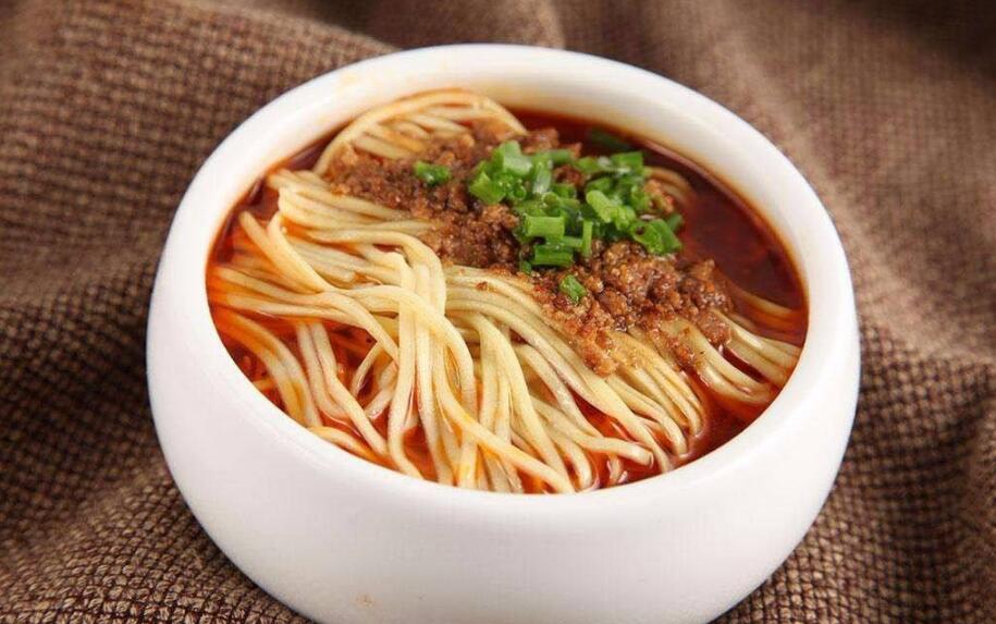 你小时候有没有这样的愿望,从北走到南,从南吃到北?