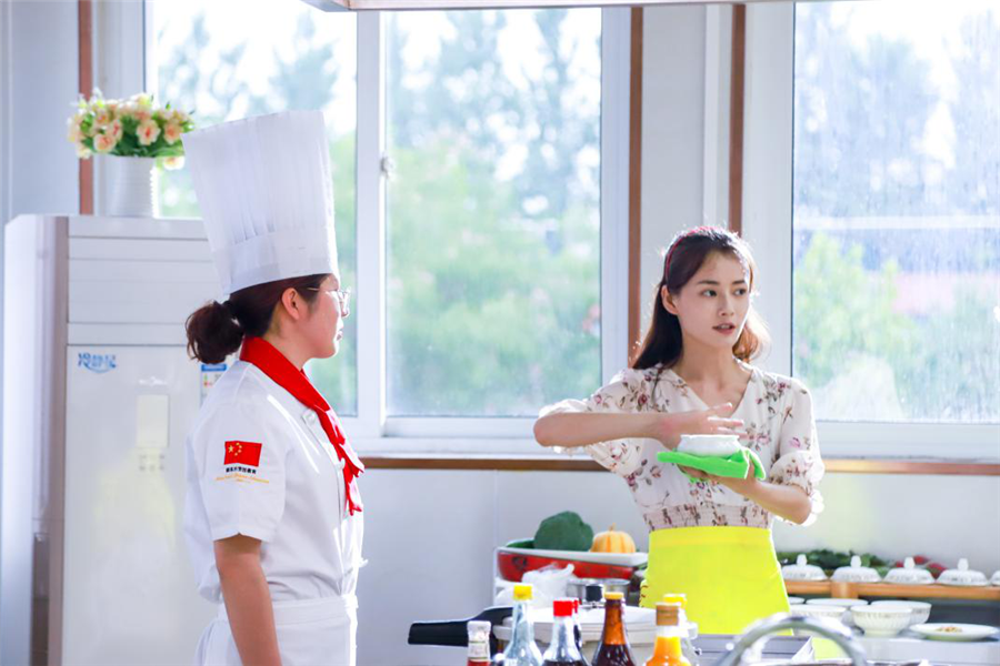 ������¾翪�ģ��¶������Ϊ�þ��ṩ����ָ��